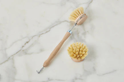 WOOD HANDLED DISH BRUSH