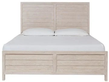 Scrubby Neck Queen Panel Bed