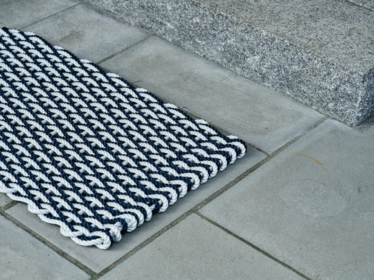 Fog Gray/Navy Rope Doormat