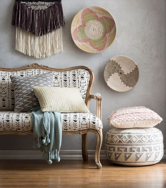 Cotton Throw With Braided Pom Pom Trassels